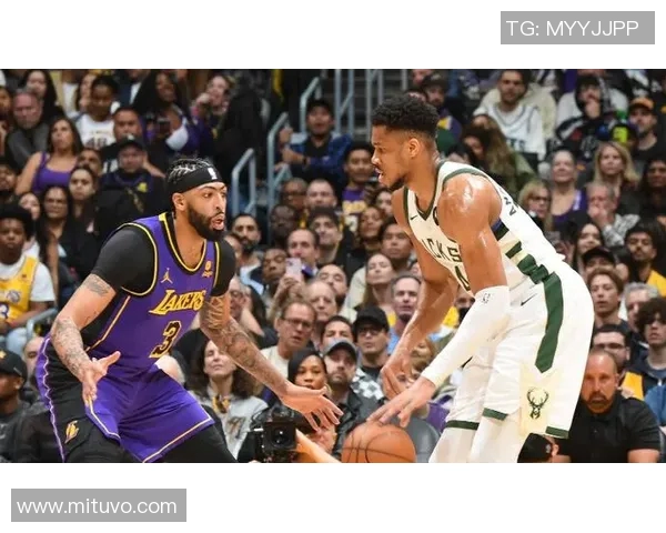 湖人对决雄鹿精彩回顾与赛后分析揭示球队未来发展方向