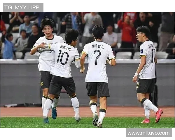 英格兰U20与日本青年队激战在即谁能在国际赛场上脱颖而出