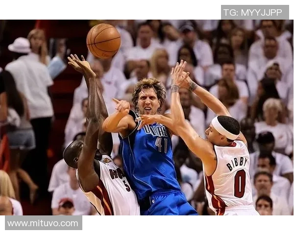 2015年NBA季后赛火箭对小牛第五场精彩回顾与赛后分析