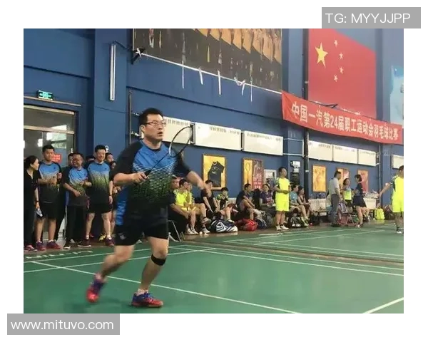南京羽毛球队的节奏与风格分析：探索其在比赛中的战术运用与团队协作