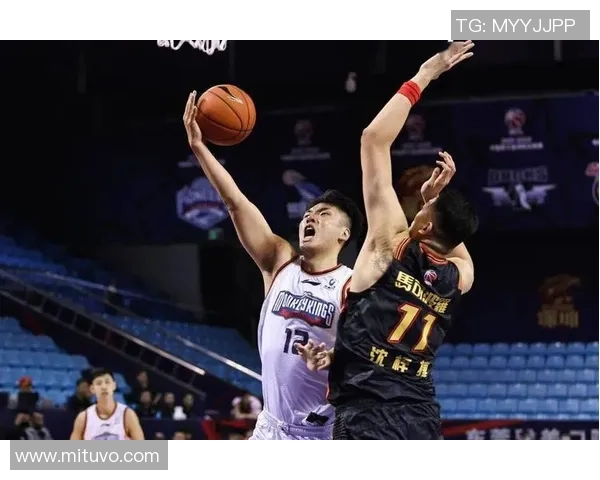 广东队对阵同曦队精彩在线直播全程回顾与赛后分析