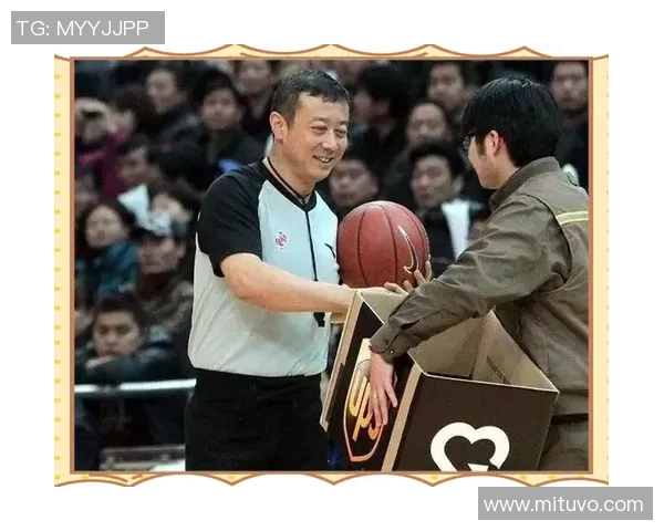 明星篮球裁判的背后故事与职业生涯揭秘，如何在赛场上保持公正与权威